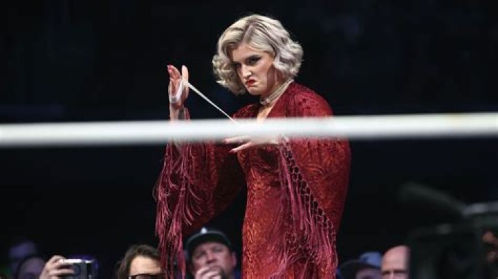 Toni Storm: Wiki, Bio, Age, Husband, Height, Net Worth, WWE, Family