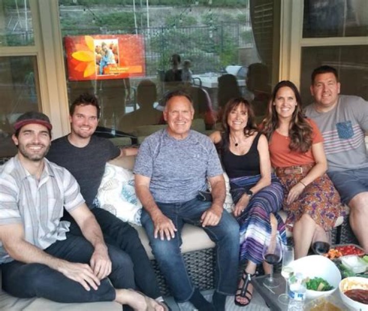 Tyler Hoechlin: Brother Timothy Hoechlin, Bio, Wiki, Age, Siblings, Parents, Career, Sports and More