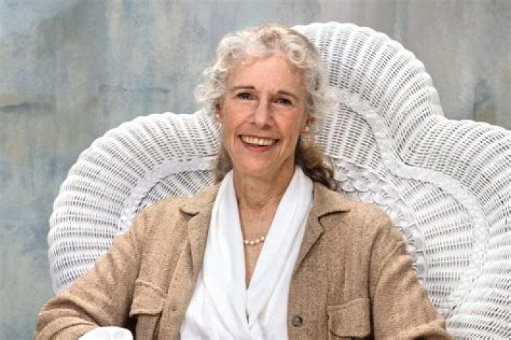 Unveiling Frances Sternhagen’s Extraordinary Daughters, Amanda Carlin and Sarah Carlin