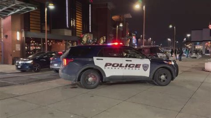 UPDATE Heavy police presence on Centennial Bridge, shuts down traffic for half hour