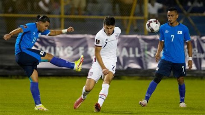 US draws 0-0 at El Salvador in World Cup qualifying opener
