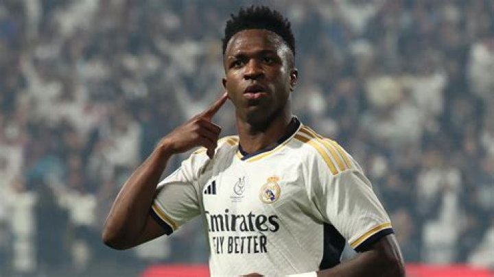 Vinicius Junior - Squad number history