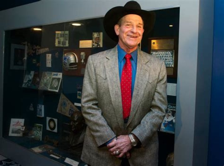 Walt Garrison, who played for Cowboys in college and NFL and was a real rodeo cowboy, dies at 79