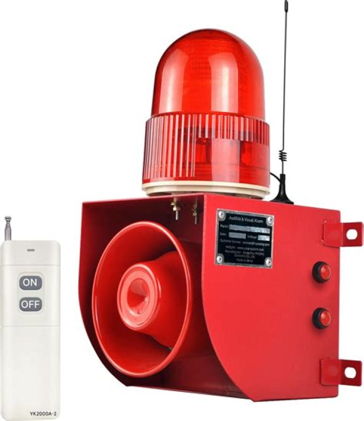 Warning for drivers as major emergency siren to be blasted through your phone in weeks