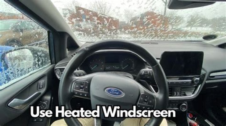 We found 'super fast' gadget to defog our windscreens at Argos & it keeps the ice away on a chilly winters' day