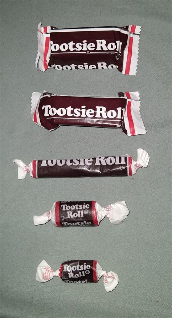 What are the different sizes of Tootsie Rolls?