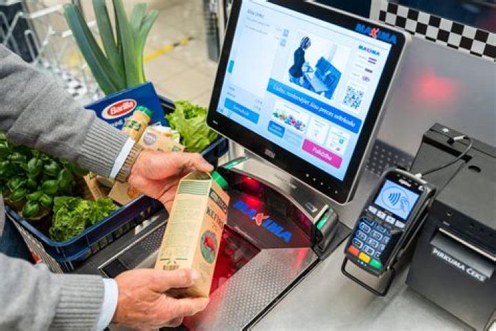 What happens if you don’t scan an item at self-checkout?