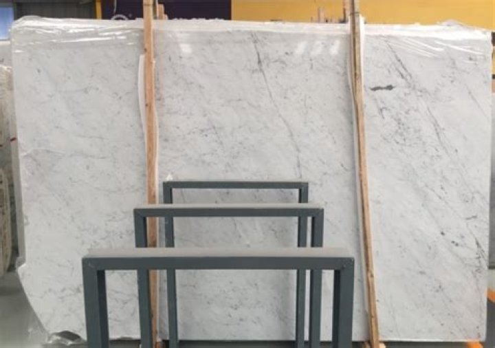 What is bianco carrara