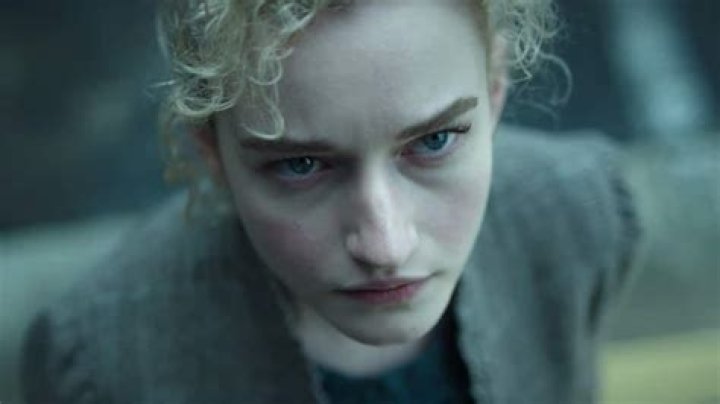 What rapper is Ruth Langmore listening to in Ozark Season 4?