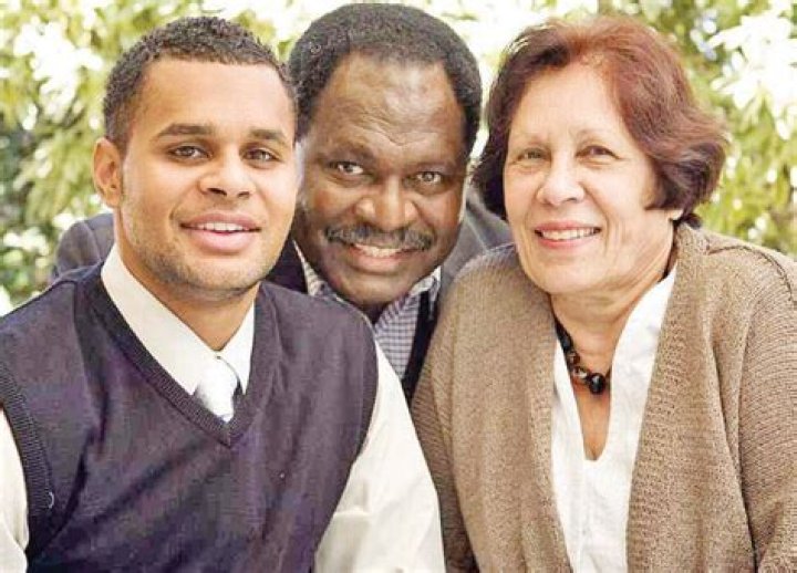Who Are Benny And Yvonne Mills?