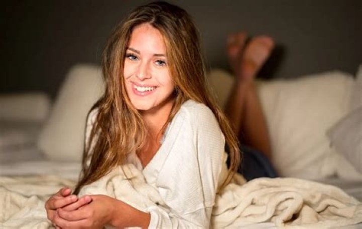 Who Is Camilla Araujo? Age, Bio, Wiki, Career, Personal Details & Net Worth