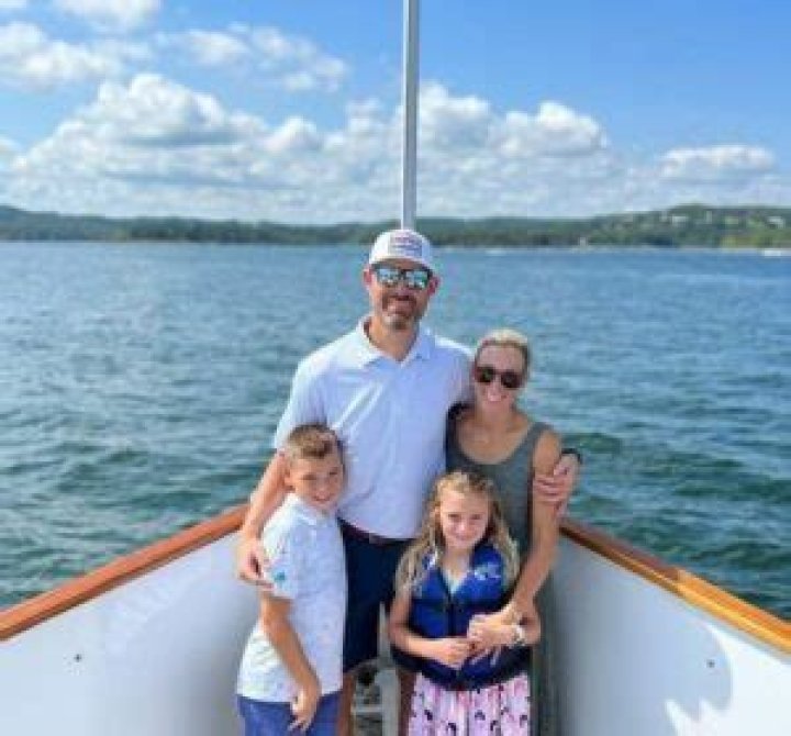 Who Is Chad Henne Parents? Meet Sheldon & Suzanne Henne; Family Details Explored!