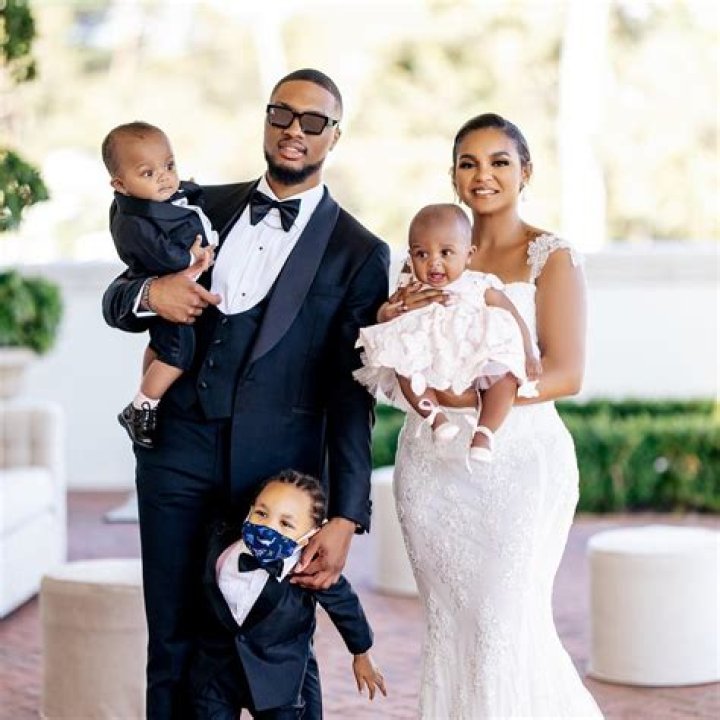 Who Is Damian Lillard Father? Family [2023 Update]