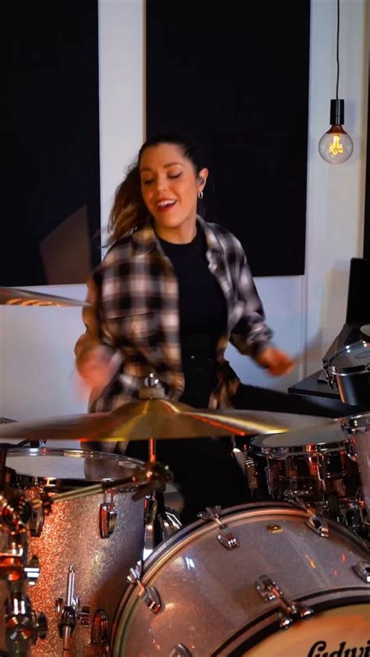 Who is Domino Santantonio ? (Drummer) Wiki, Biography, Age, Boyfriend, Family, Facts, and Many More