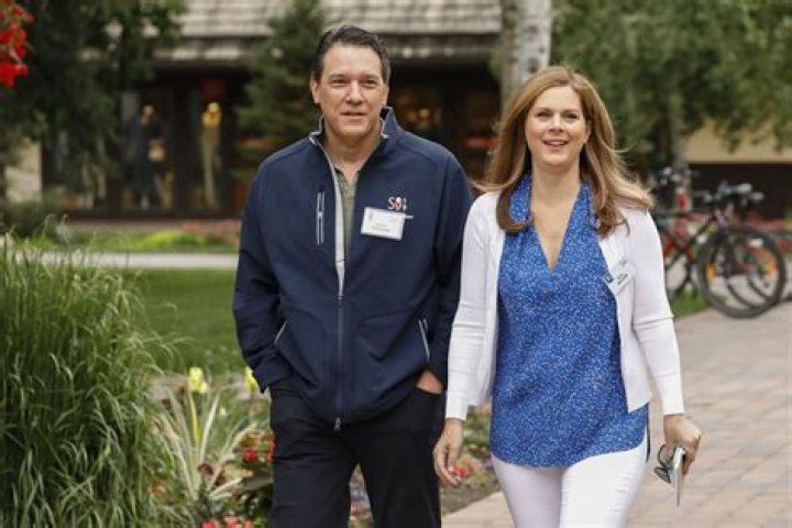 Who is Erin Burnett's husband David Rubulotta? Bio, Wiki, Net Worth