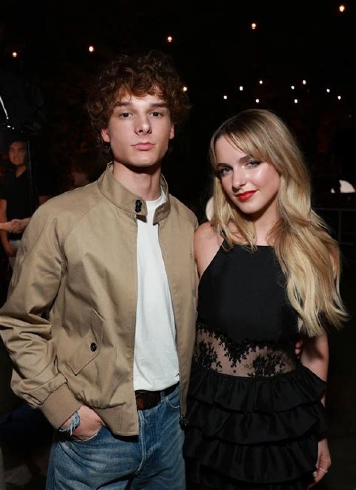 Who is Jillian Grace Dating? | Relationships Boyfriend Husband