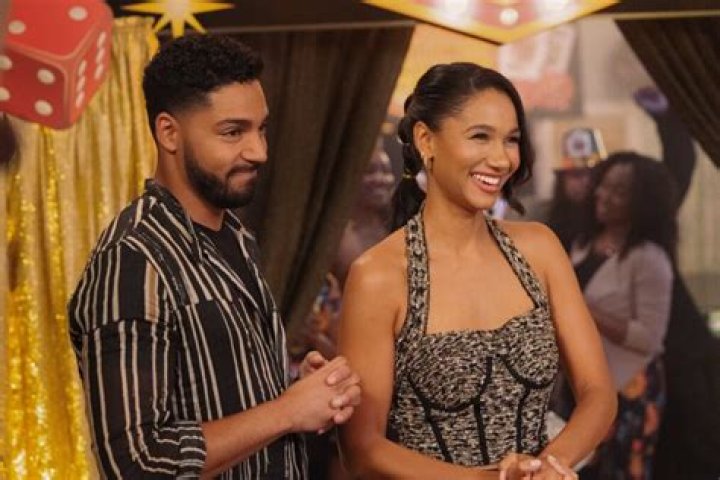 Who is Michael Evans Behling? Wiki, Age, Height, Net Worth, Girlfriend, Ethnicity