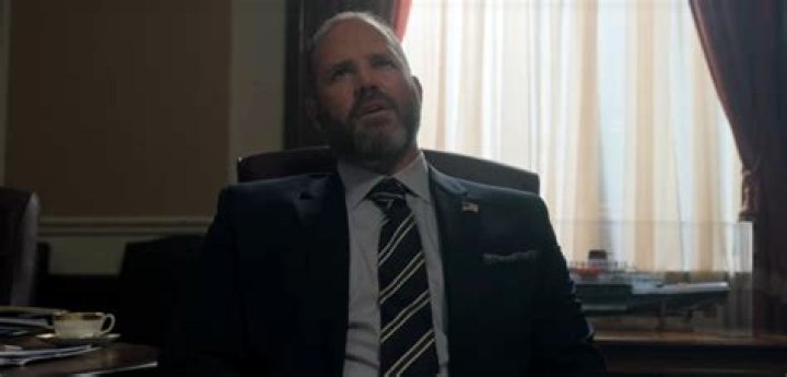 Who Is Not Bob in The Recruit? How Does Max Know Him?