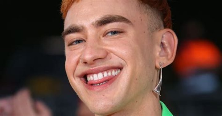 Who Is Olly Alexander Dating?