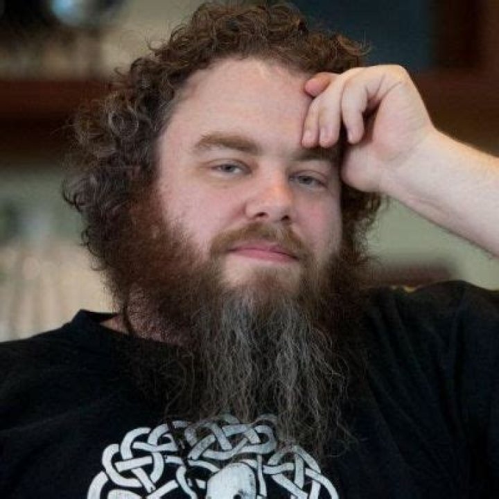 Who Is Patrick Rothfuss? Wiki, Age, Height, Wife, Net Worth, Ethnicity, Career