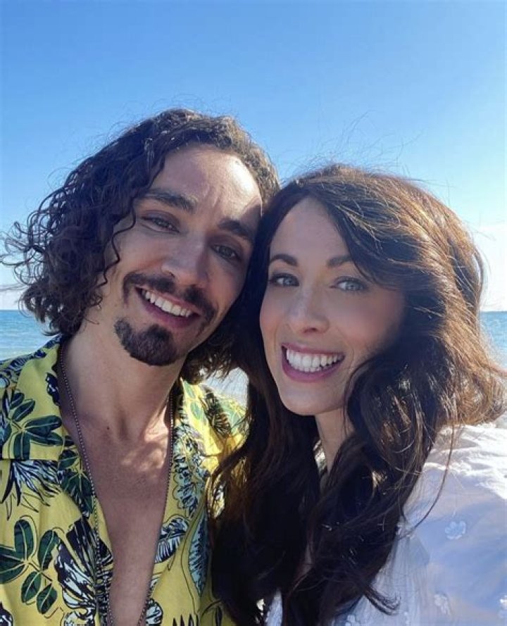 Who Is Robert Sheehan's Wife? A Deep Dive Into His Personal Life