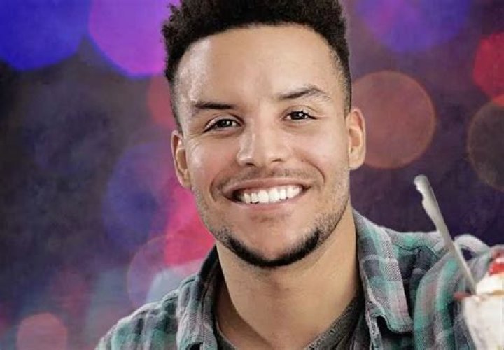 Who Is Tavior Mowry? All Details About Tia Mowry’s Brother