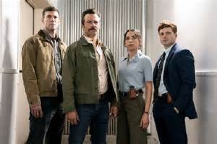 Who plays Young Gibbs on NCIS cast for Episode 400?