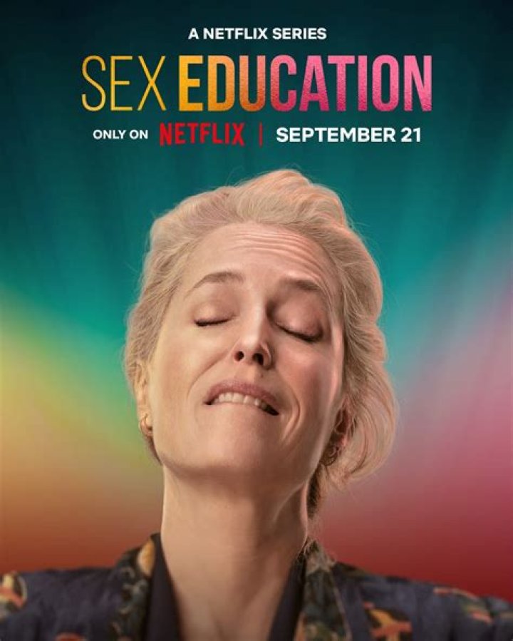 Why does Sex Education on Netflix look American? Where is the British series set?