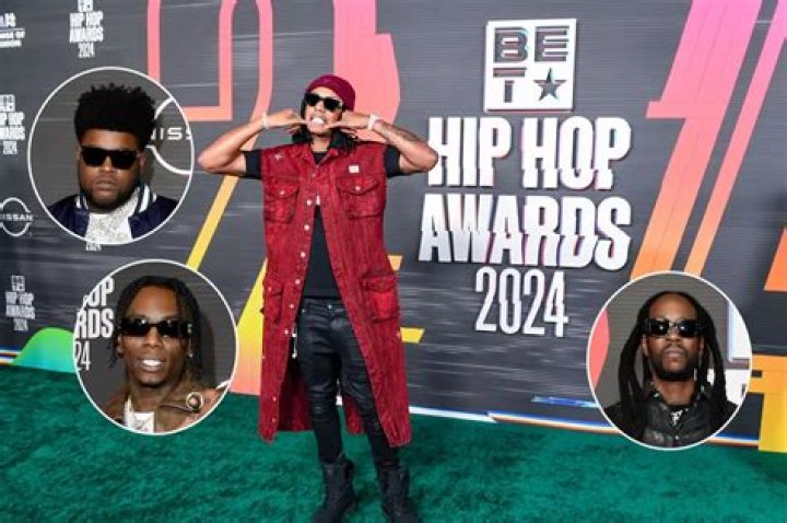 Yella Beezy Watches His 2018 BET Hip Hop Awards Set From Hosptial