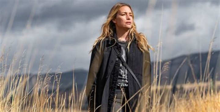 Yellowstone's Piper Perabo Had A Blast While Shooting The Fair Episode