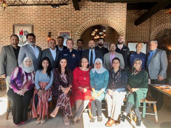 Youngest Muslim elected US official & Illinois native celebrates diversity