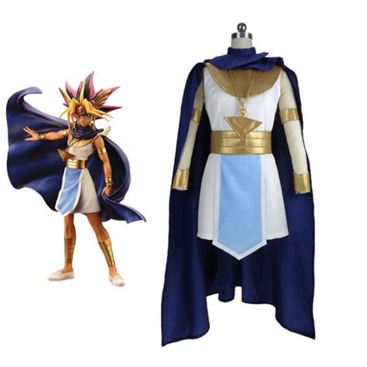 Yu-Gi-Oh Cosplay Gets Mai Ready to Duel