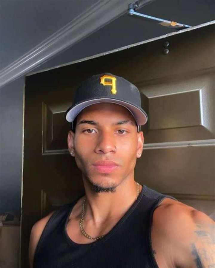 Yvngxchris (Singer) Wiki, Biography, Age, Girlfriend ,Family, Facts and More
