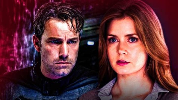 Zack Snyder Explains How Lois Lane's Death Leads to Knightmare Timeline