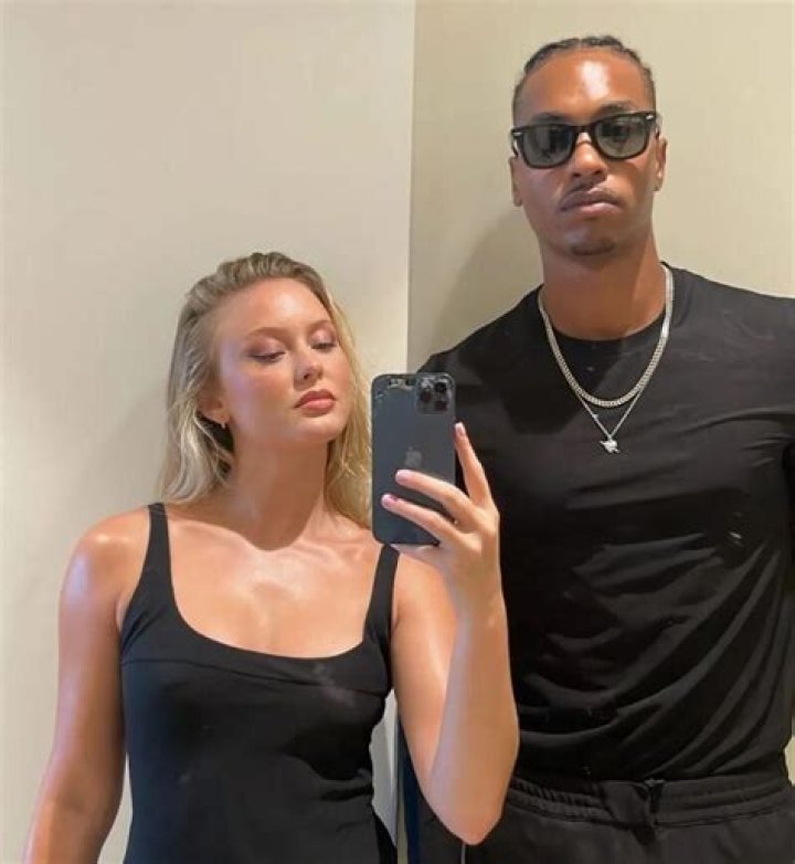 Zara Larrson – Wiki, Bio, Age, Height, Net Worth, Boyfriend